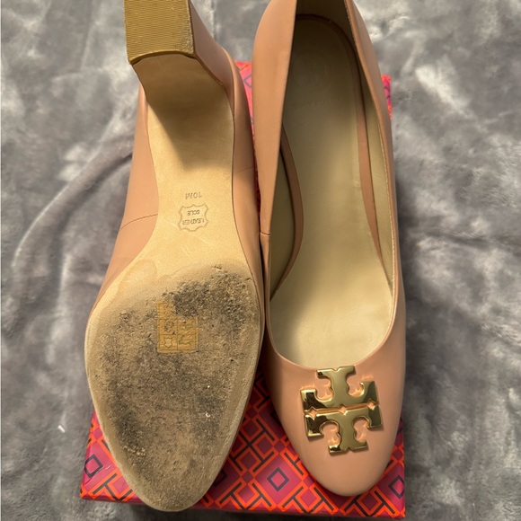 Blush Raleigh pump by Tory Burch - Picture 3 of 6